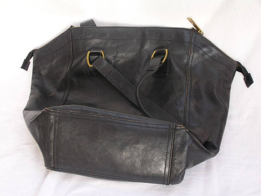 Auth YVES SAINT LAURENT YSL Black Leather Large Downtown Tote Bag Handbag 21_zpsarsgnz5h.jpg  