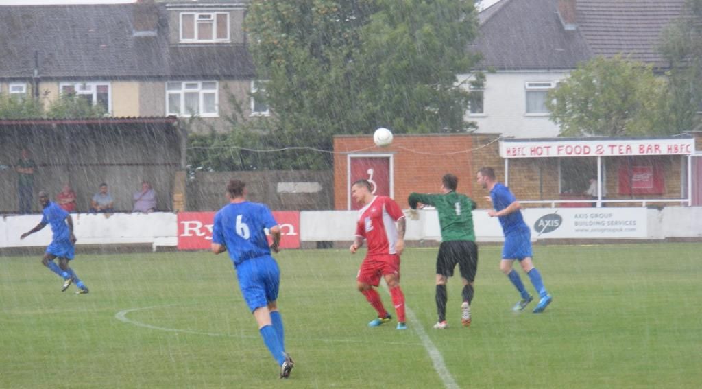 photo hbfc_2_hemel_hempsteadfc_0_02082014_615_zpsf14ba51d.jpg
