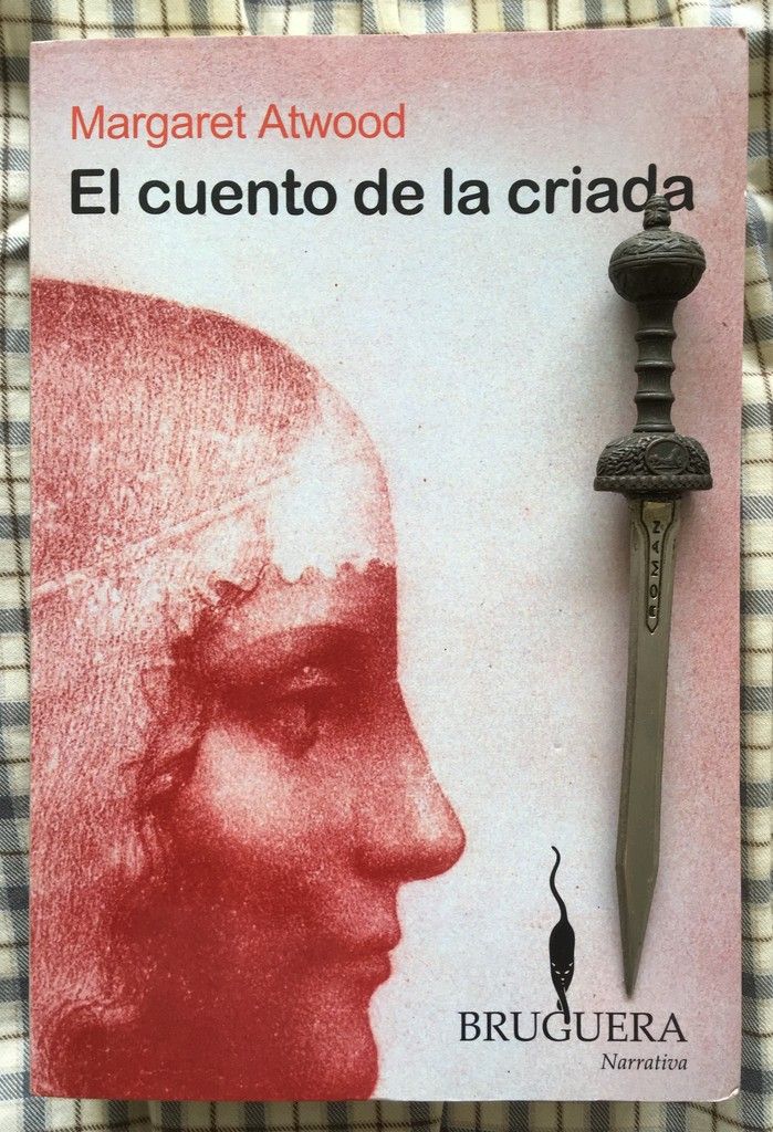 photo 01.ElCuentoDeLaCriada_zpssg3jzgzj.jpg