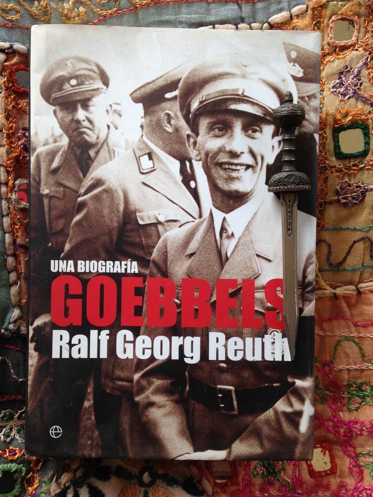 photo 01.Goebbels_zpsedu37bmx.jpg