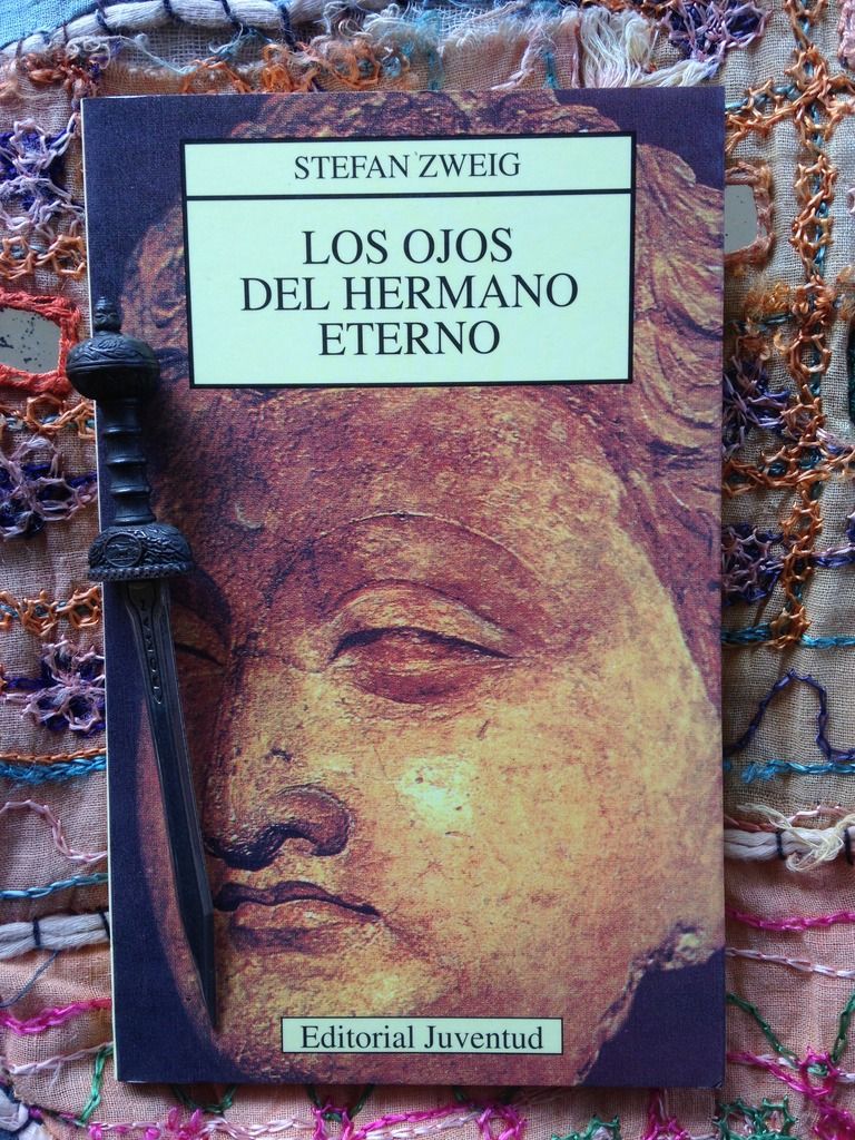 photo 01.LosOjosDelHermanoEterno_zpso8jpe2td.jpg