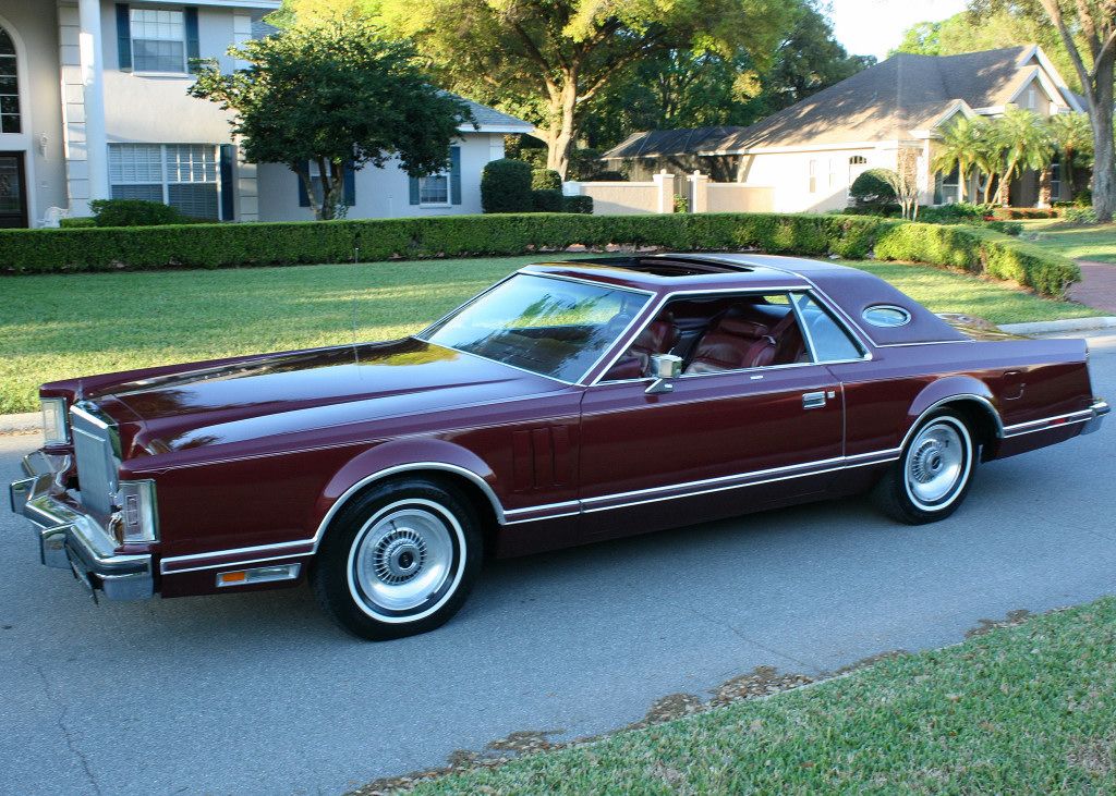 77 Lincoln Mark V burgundy003_zps6gvbeidn.jpg Photo by classicsllc6 ...